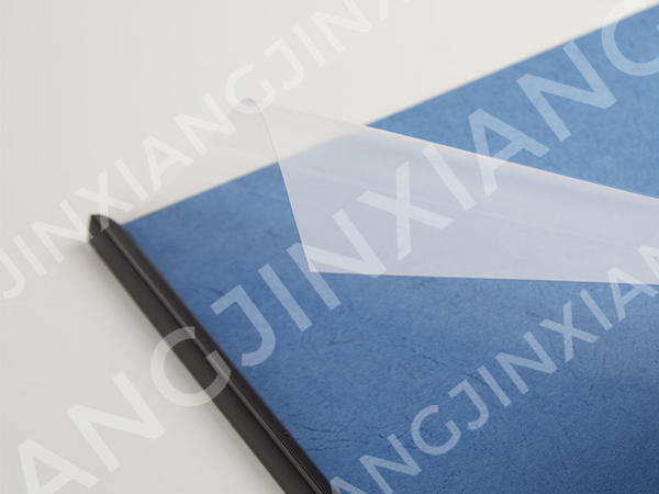 What types of binding methods are compatible with Plastic PVC Binding Covers?
